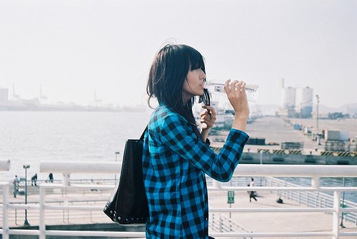 因为无论何时，年华都要盛开_WWW.TQQA.COM