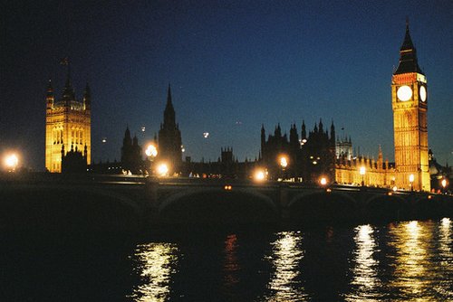 没有一种生命的轮回是命中注定的_WWW.TQQA.COM