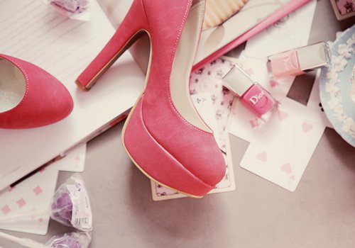 美丽的公主鞋 -美图_WWW.TQQA.COM