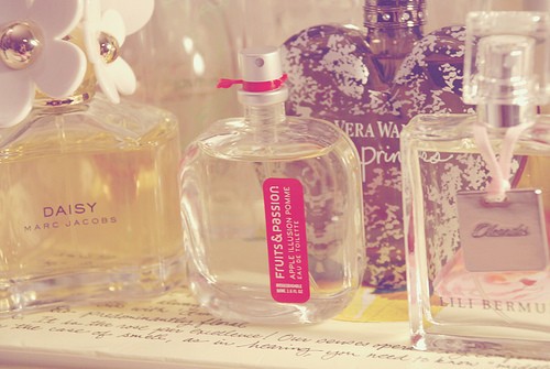 那些让人意乱情迷的香水 -美图_WWW.TQQA.COM