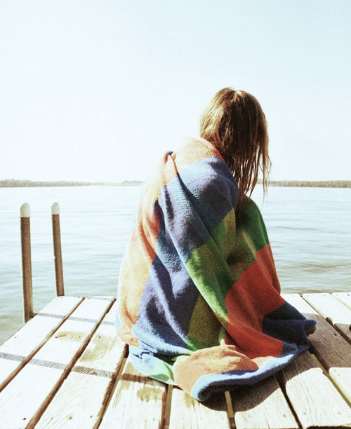 我只是个女孩，想要的真的不多_WWW.TQQA.COM