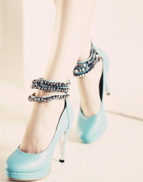 美丽的公主鞋 -美图_WWW.TQQA.COM