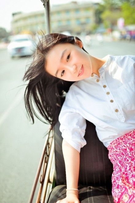 一组美美的治愈系小清新女生图片_WWW.TQQA.COM