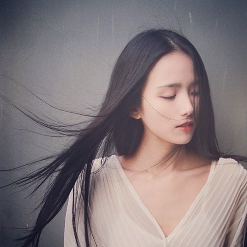 每个人心里都有不可言说的秘密 意境女生文艺美_WWW.TQQA.COM