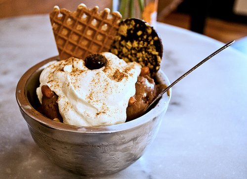 你赶快承认你是个死胖子吧_WWW.TQQA.COM