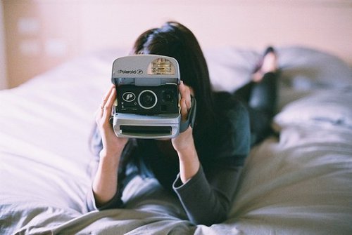 透过别人的眼睛看自己，那才是真实的_WWW.TQQA.COM