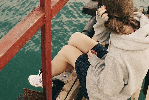 突然一抬头，于是恰好相遇_WWW.TQQA.COM
