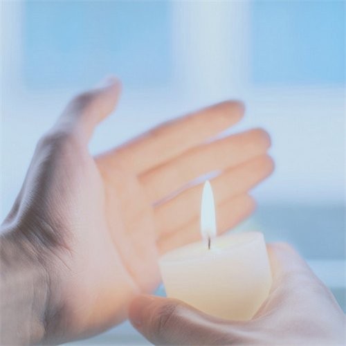 整理一期蜡烛的图片，此时此刻只能祝福天津了_WWW.TQQA.COM