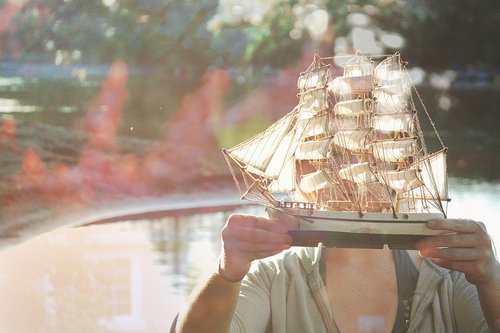 人来人往，慢慢也就习惯了_WWW.TQQA.COM