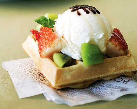 以冰淇淋为题材的小清新图片_WWW.TQQA.COM