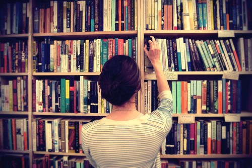 读书，享受世界宁静的那一刻_WWW.TQQA.COM