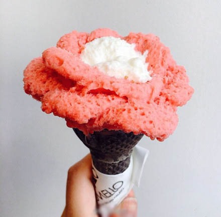 恬静的夏日午后，来一只花朵冰淇淋吧_WWW.TQQA.COM