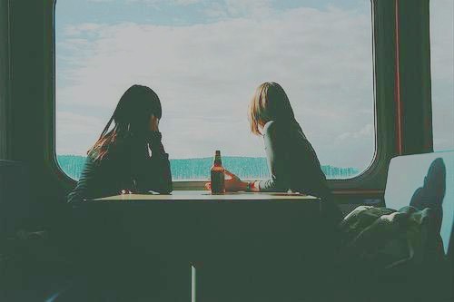 做个安静的女子_意境女生剪影小清新图片_WWW.TQQA.COM