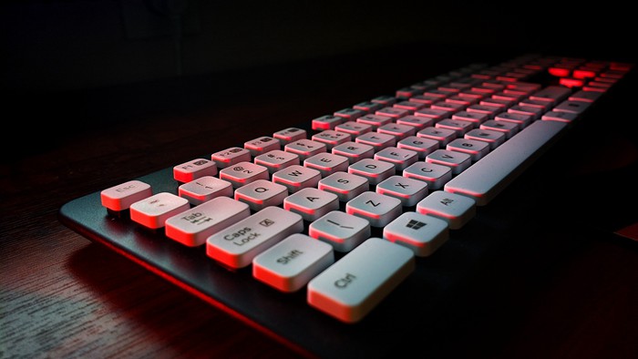 键盘keyboards的唯美文艺图片_WWW.TQQA.COM