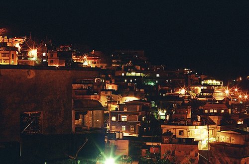 往事不过就像一场无言的秋红_WWW.TQQA.COM