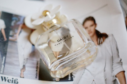 香水有毒 唯美香水美图_WWW.TQQA.COM