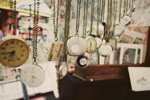 快迈步，前面相迎的是幸福的曙光_WWW.TQQA.COM