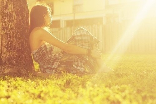 缘起时，一群人里，你只看到她_WWW.TQQA.COM