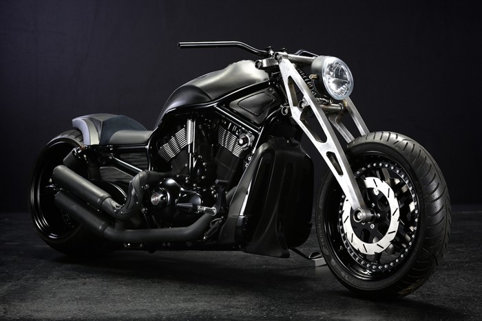 超酷的重机车摩托车唯美图片_WWW.TQQA.COM