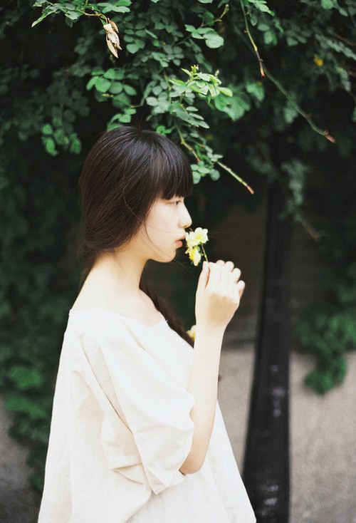 只是因为你在乎的人没有关心你而已_小清新女生_WWW.TQQA.COM