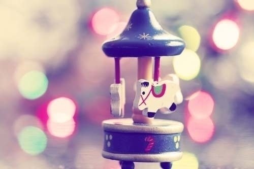 梦醒时遐想着未来的时光_WWW.TQQA.COM