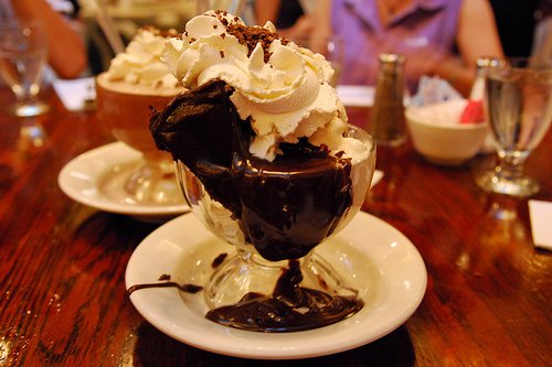 你赶快承认你是个死胖子吧_WWW.TQQA.COM