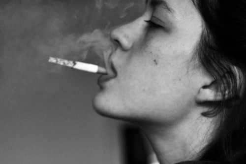 只想放纵自己一回_WWW.TQQA.COM