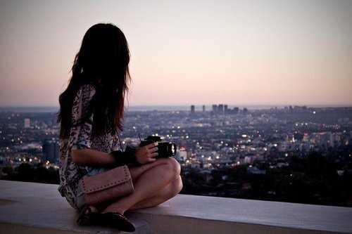 我在你的背后  唯美背影小清新图片_WWW.TQQA.COM