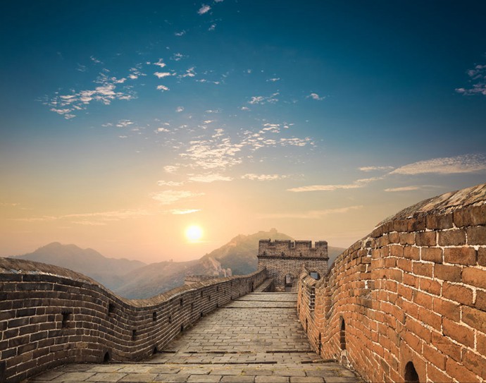 华夏之美的万里长城意境风景图片_WWW.TQQA.COM