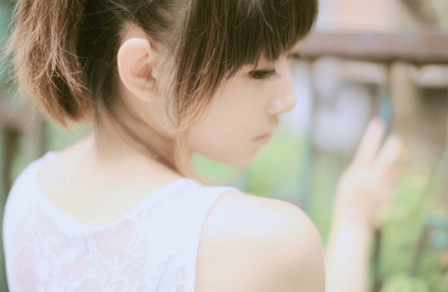 给一点安全好吗  小清新女生伤感美图_WWW.TQQA.COM