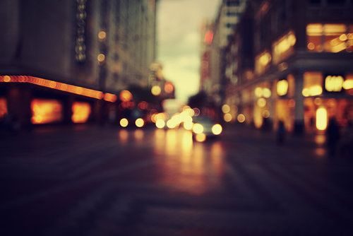 城市，有点精彩，有点无奈_WWW.TQQA.COM