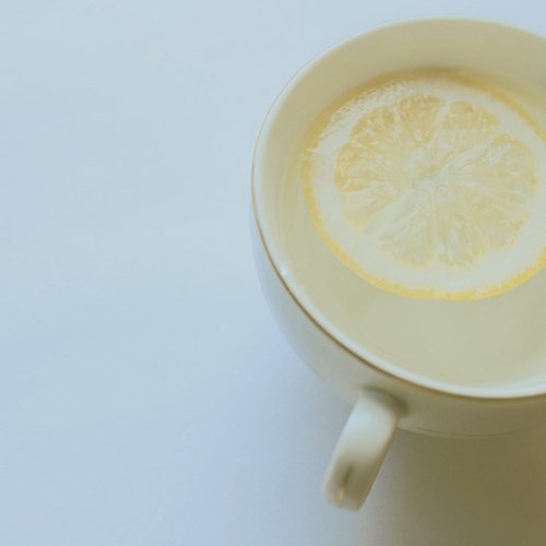 10张清新的日系美图搭配唯美的文字_WWW.TQQA.COM