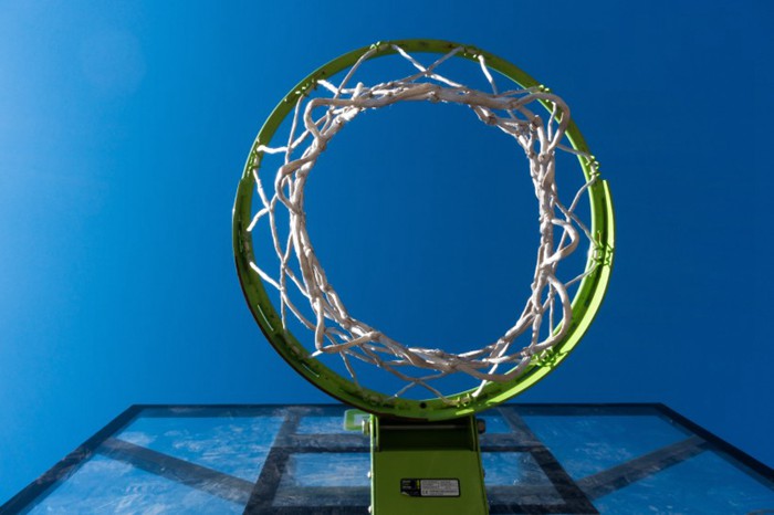 唯美文艺的篮球框高清图片_WWW.TQQA.COM