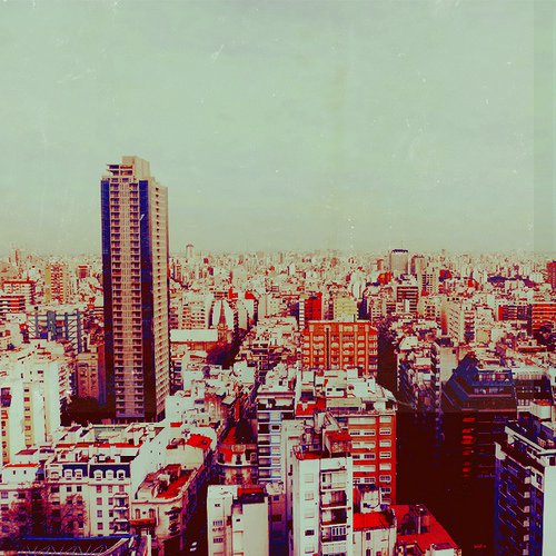 在陌生的城市里找寻_WWW.TQQA.COM