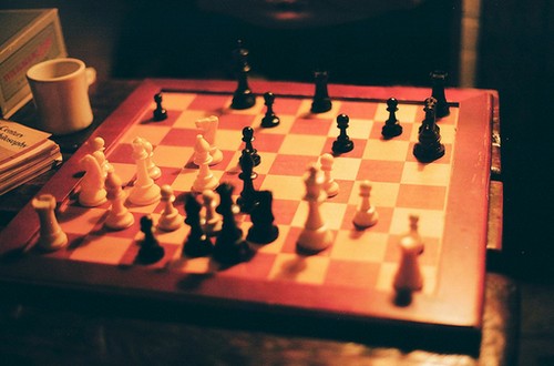 快迈步，前面相迎的是幸福的曙光_WWW.TQQA.COM