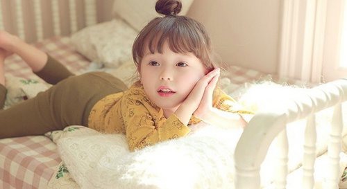 有这么一个乖妹妹，那得多幸福 小清新女生图片_WWW.TQQA.COM