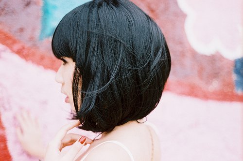 在失去另一个人的过程里_WWW.TQQA.COM