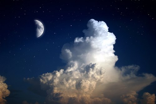 天空告诉我，你是寂寞的_WWW.TQQA.COM