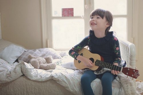 有这么一个乖妹妹，那得多幸福 小清新女生图片_WWW.TQQA.COM