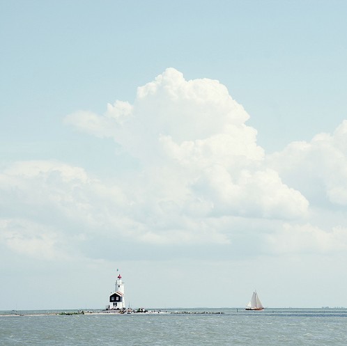 活着不是给别人看的  日系风格海边唯美图片_WWW.TQQA.COM