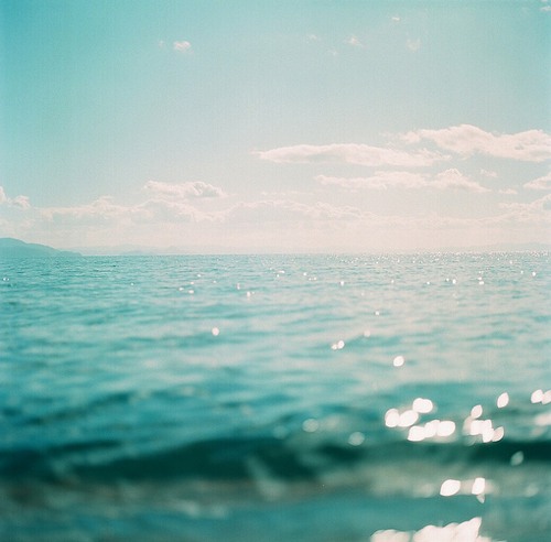 不顺不逆不安不危的过一生  优美lomo图片_WWW.TQQA.COM