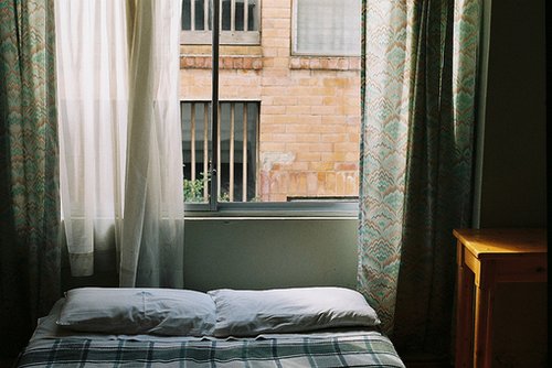 褪尽了风华后，我依然在彼岸守护你_WWW.TQQA.COM