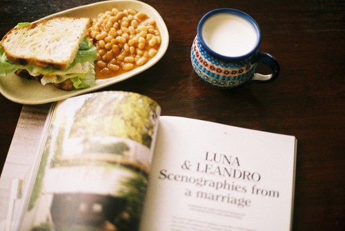 读书，享受世界宁静的那一刻_WWW.TQQA.COM