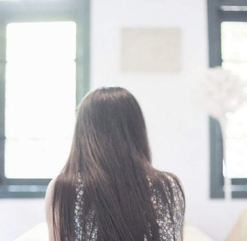 她会不会是这世上的另一个我_唯美日系风格女生_WWW.TQQA.COM