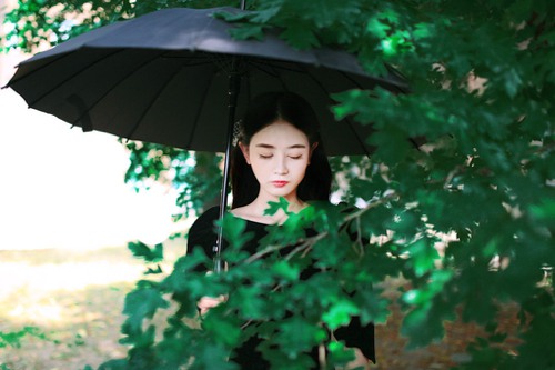 只是因为你在乎的人没有关心你而已_小清新女生_WWW.TQQA.COM