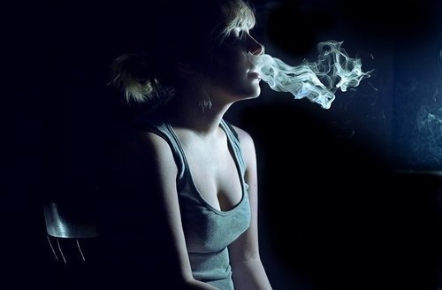 爱来爱去，我只是爱了自己的影子_WWW.TQQA.COM