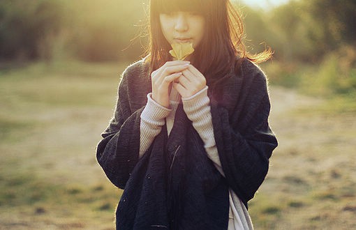 你好，夏天 意境治愈系小清新女生图片_WWW.TQQA.COM