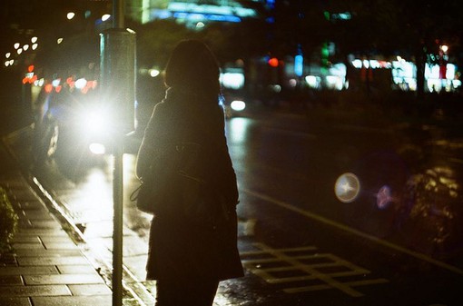 她会不会是这世上的另一个我_唯美日系风格女生_WWW.TQQA.COM