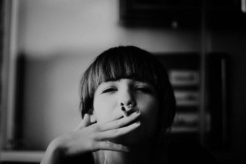 爱来爱去，我只是爱了自己的影子_WWW.TQQA.COM