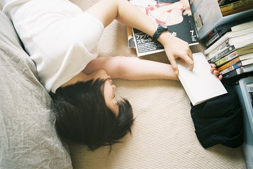 在失去另一个人的过程里_WWW.TQQA.COM